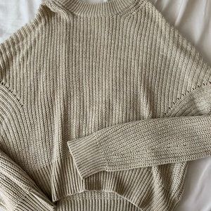 Garage fleece top